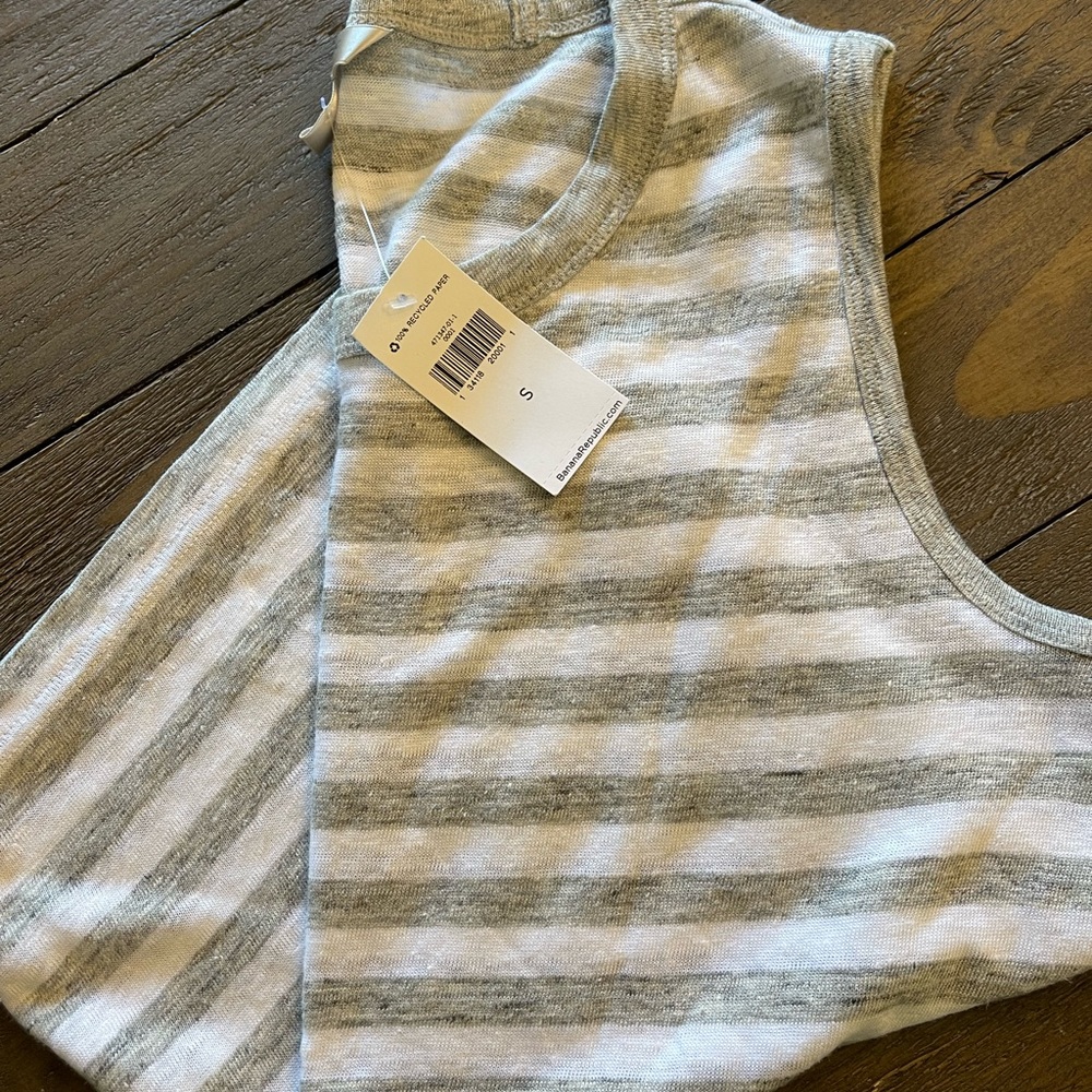 NWT Banana Republic Linen tank - Picture 7 of 7
